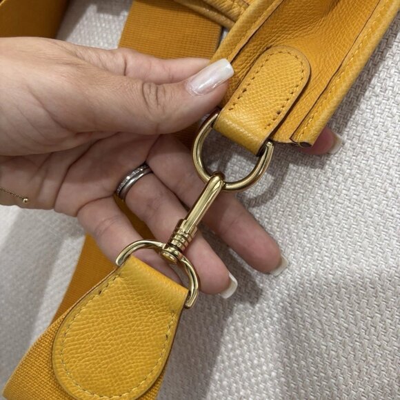 Authentic HERMES EVELYNE GM clemence Jaune Amber yellow crossbody bag - Picture 10 of 14